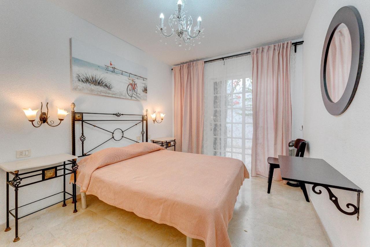 Marvelous Holiday Home - Villa La Caleta Costa Adeje Dış mekan fotoğraf