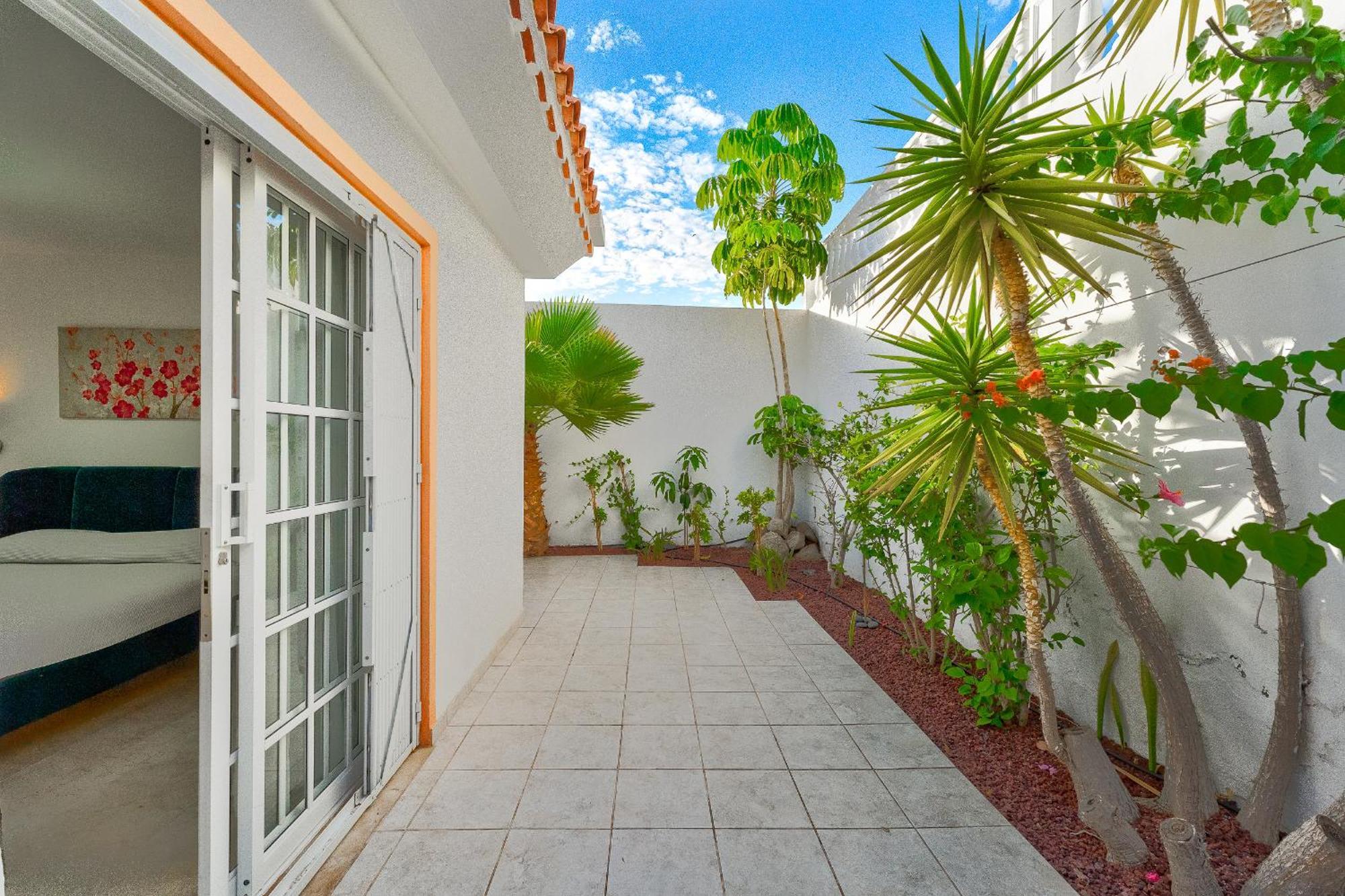 Marvelous Holiday Home - Villa La Caleta Costa Adeje Dış mekan fotoğraf